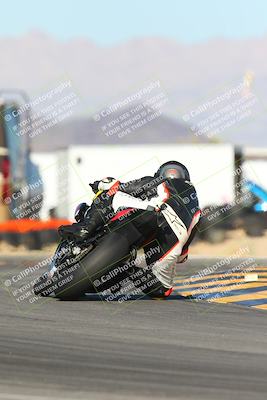 media/Feb-03-2024-SoCal Trackdays (Sat) [[767c60a41c]]/11-Turn 16 (2pm)/